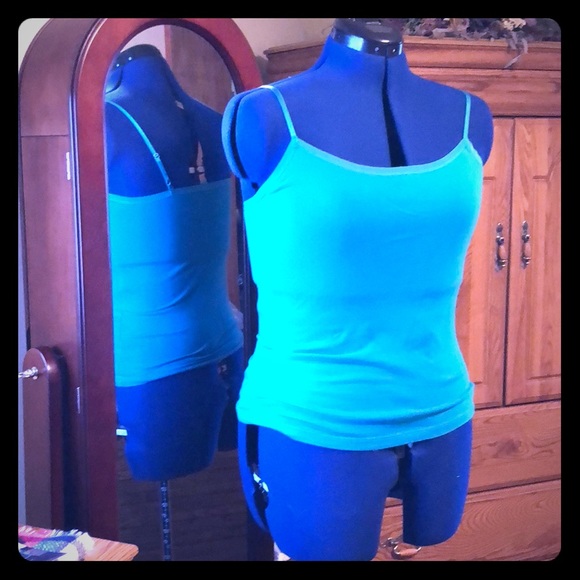 Ann Taylor Geometric print 3/4 sleeve top+ - Picture 5 of 6